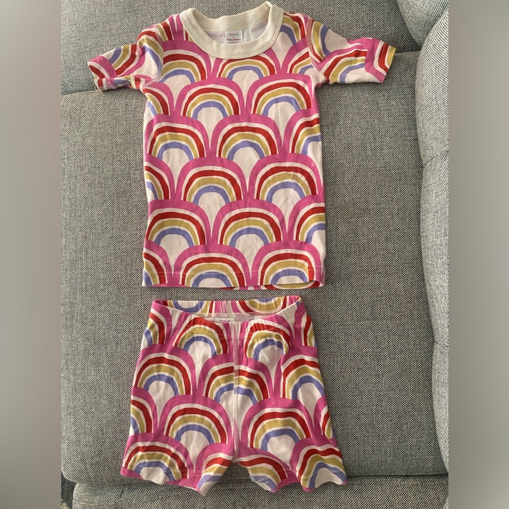 Hanna Andersson Hello Rainbow Pajama Set size 5